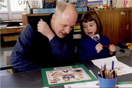 Nuffield D&T Director David Barlex with a primary school pupil (2003).